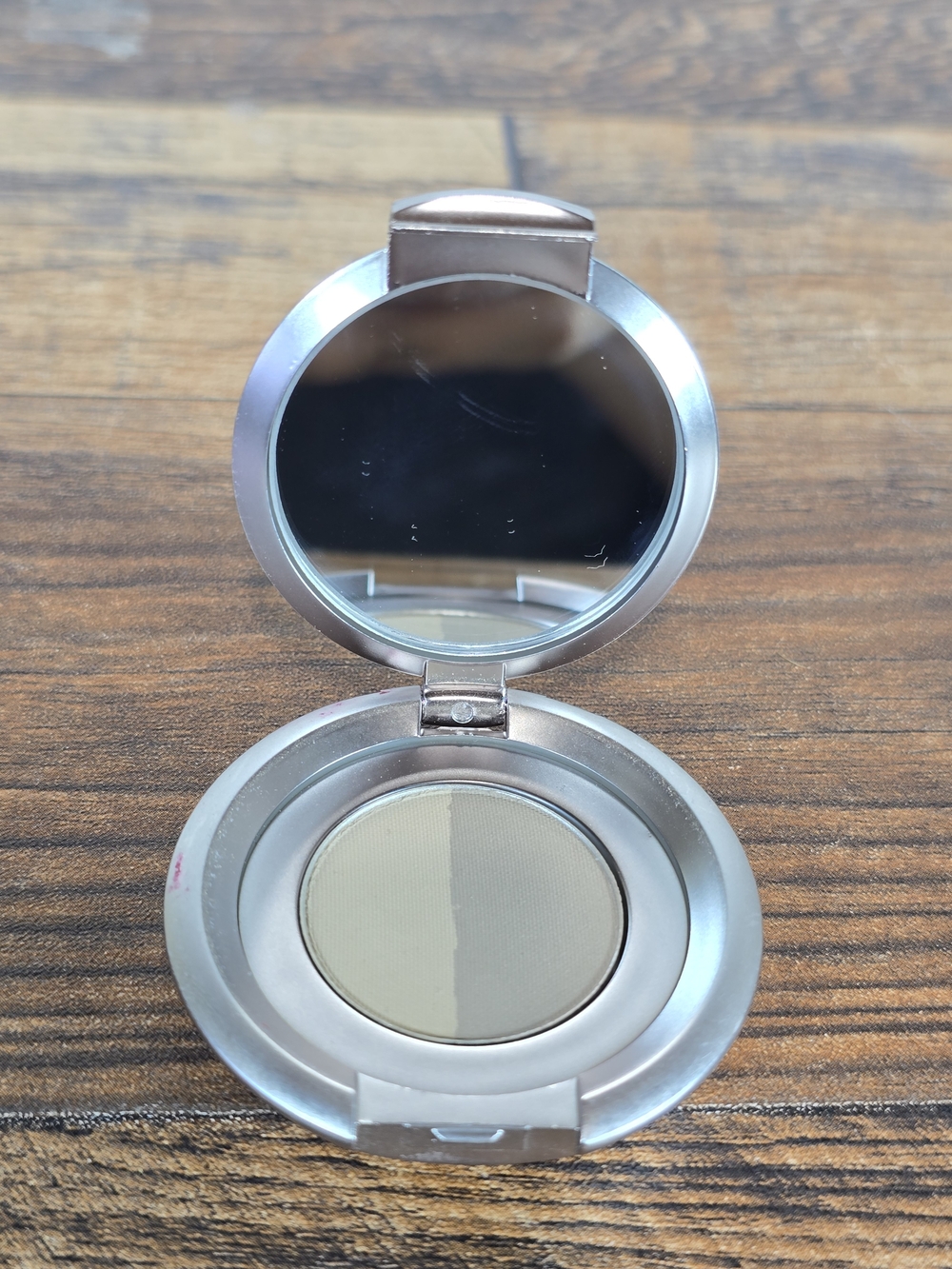 Anastasia Beverly Hills Brow Powder Duo   Medium Brown  1.60 gAnastasia Beverly